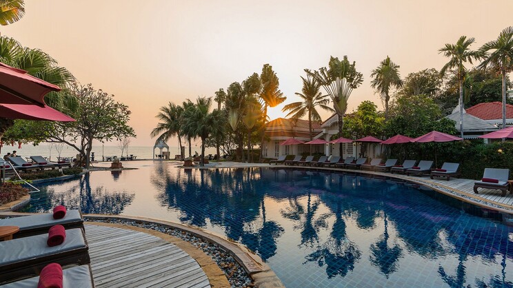 Wora Bura Hua Hin Resort & Spa
